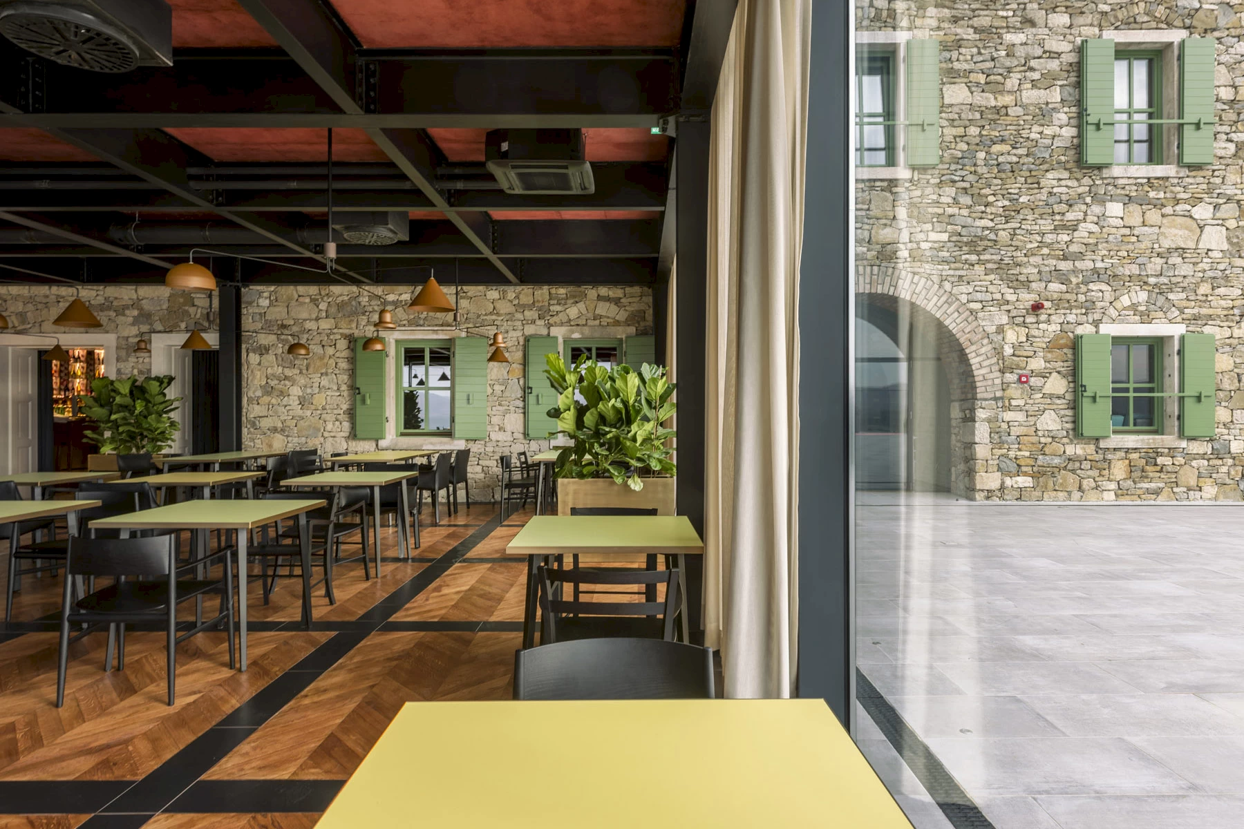 Restaurant „Roxanich”