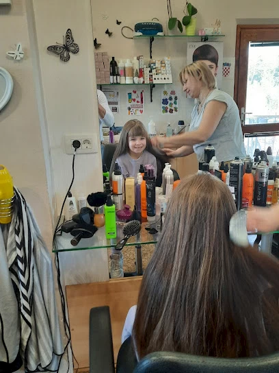 Hairdresser's “New Style”