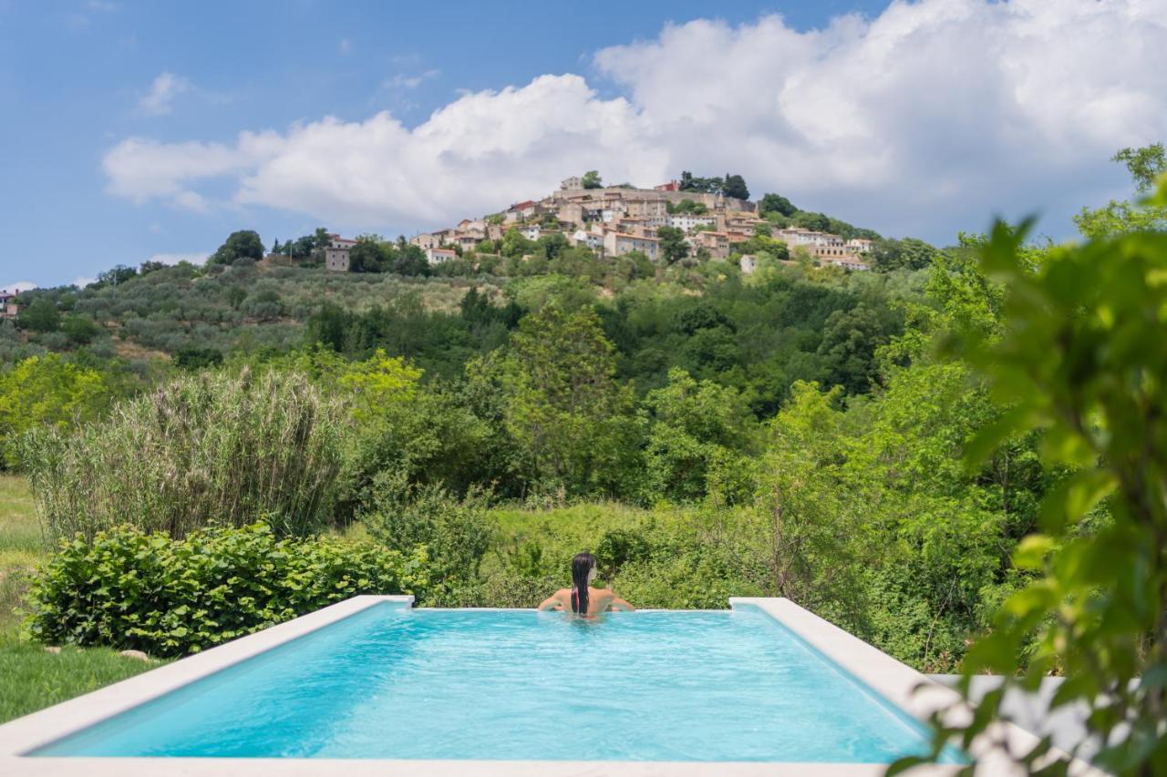 Villa "Toro"